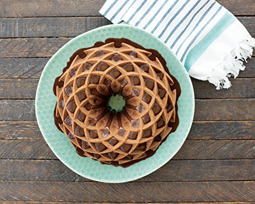 Forma de Bolo Nordic Ware Jubilee Bundt®