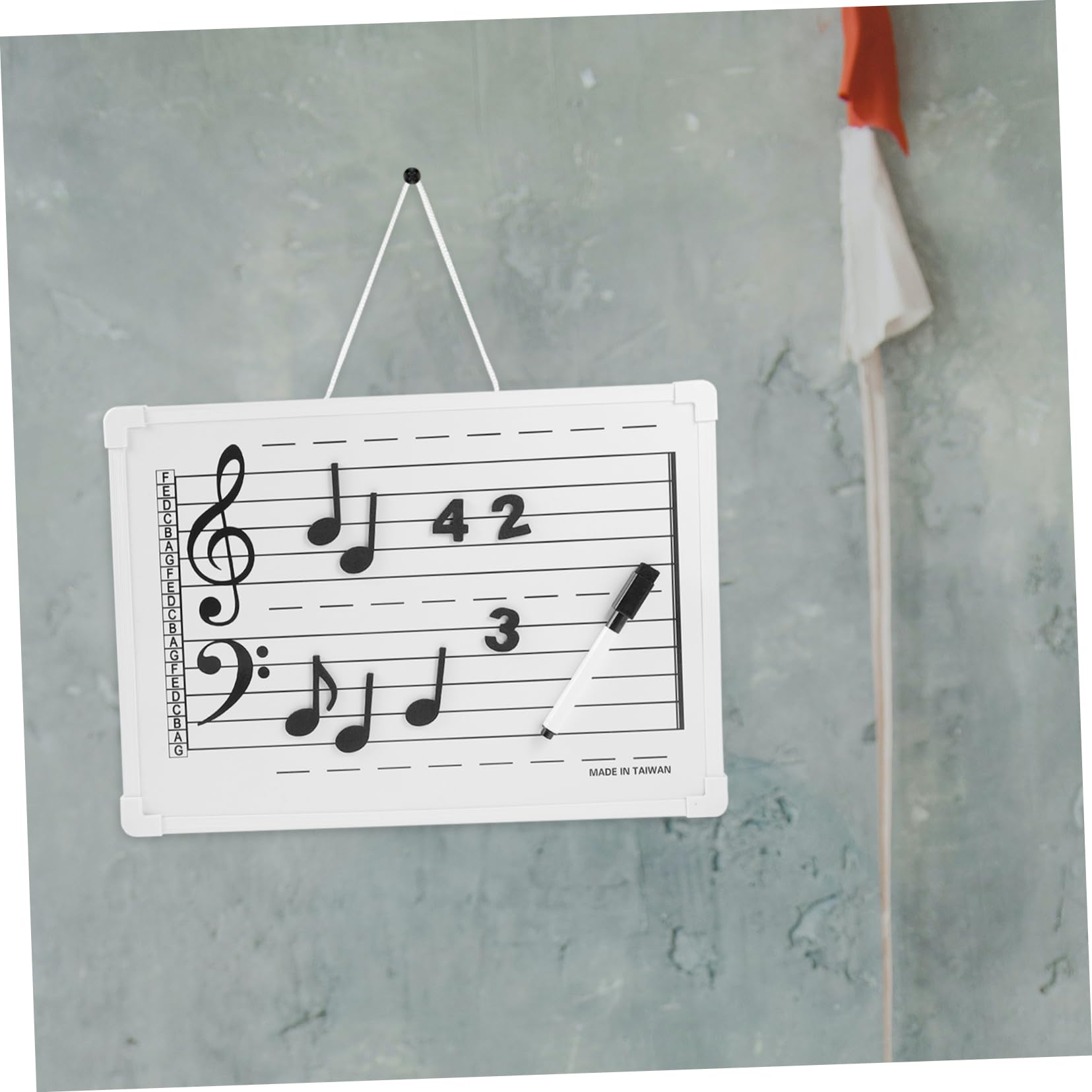 PLAFOPE Abwischbares Whiteboard aus Kunststoff mit Magnetischen Notenaufklebern Leichte Lerntafel für Schule und Zuhause für Anfänger zum Musikunterricht