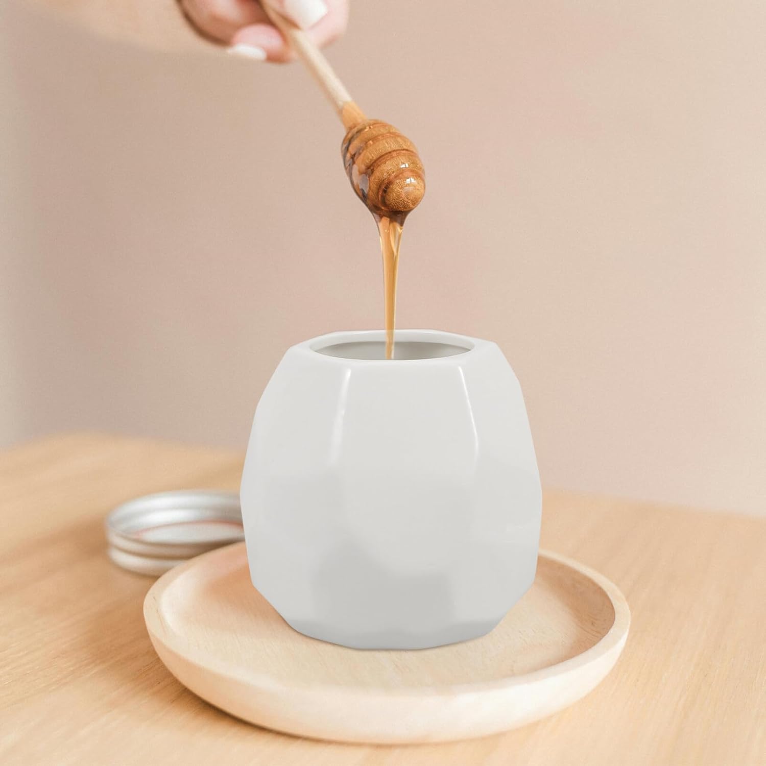 Ceramic Honey Jar with Wooden Honey Dipper and Lid Set Syrup Jars Porcelain Honey Pot Sugar Spice Honey Container Honey Dispenser Honeycomb Storage Containers Peanut Jam Bottle