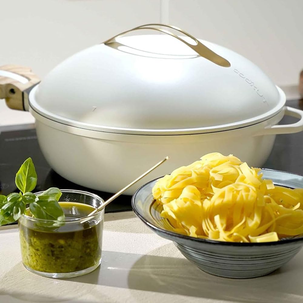 COOKUT - La Fabuleuse poêle 8 en 1 - "PETIT MODELE 24 cm" – Un seul ustensile qui remplace poêle, casserole, sauteuse, cocotte - 2 poignées amovibles, panier vapeur/friture, spatule en bois - MERINGUE
