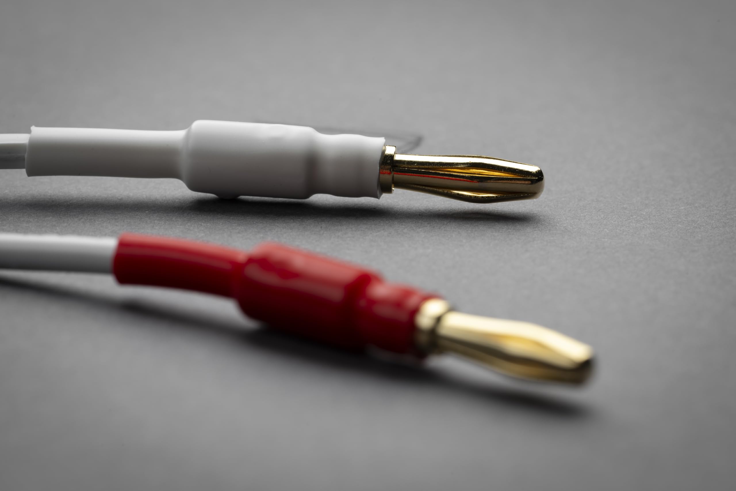 TONE Speaker Cable Set – 2 x 3 m cavo altoparlante flessibile in rame OFC, connettore a banana Ø 4 mm, placcato oro, Made in Europe