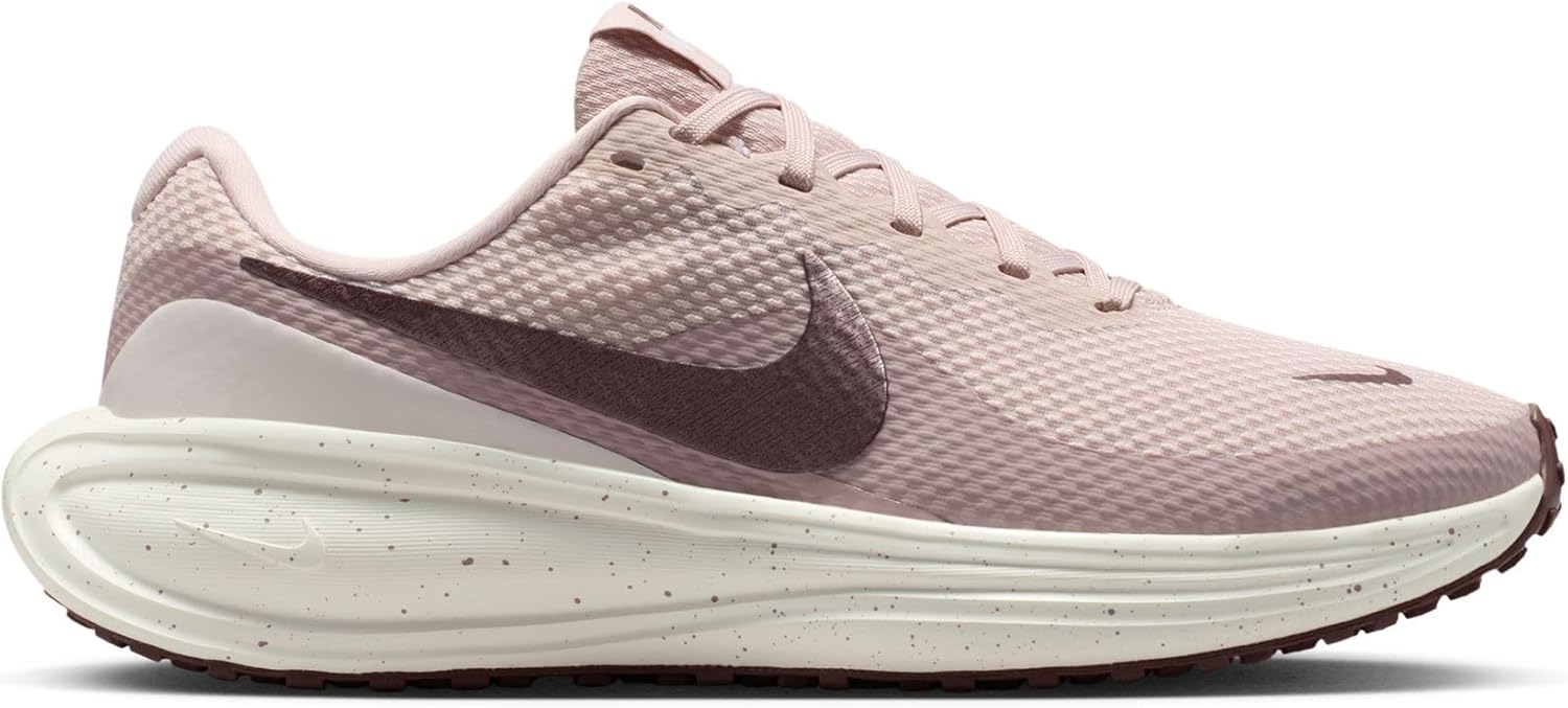 Nike Women's Revolution 8 Road Running Shoes