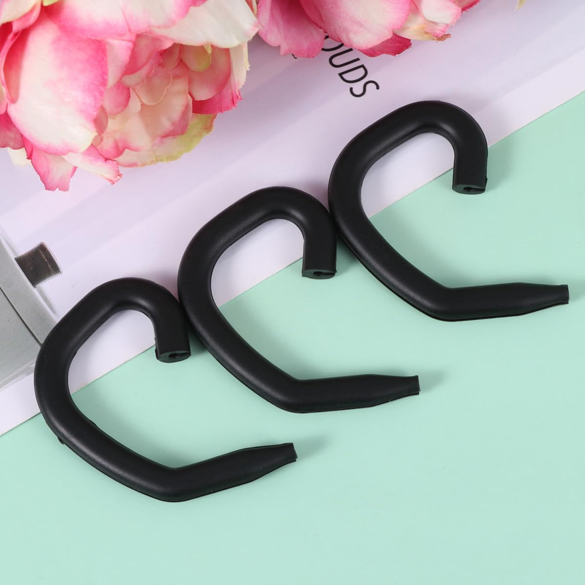 MAGICLULU 20pcs Silicone Mask Ear Hooks Ear Protective Mask Hooks Comfortable to Wear Keep in Place Black for Face Accessories