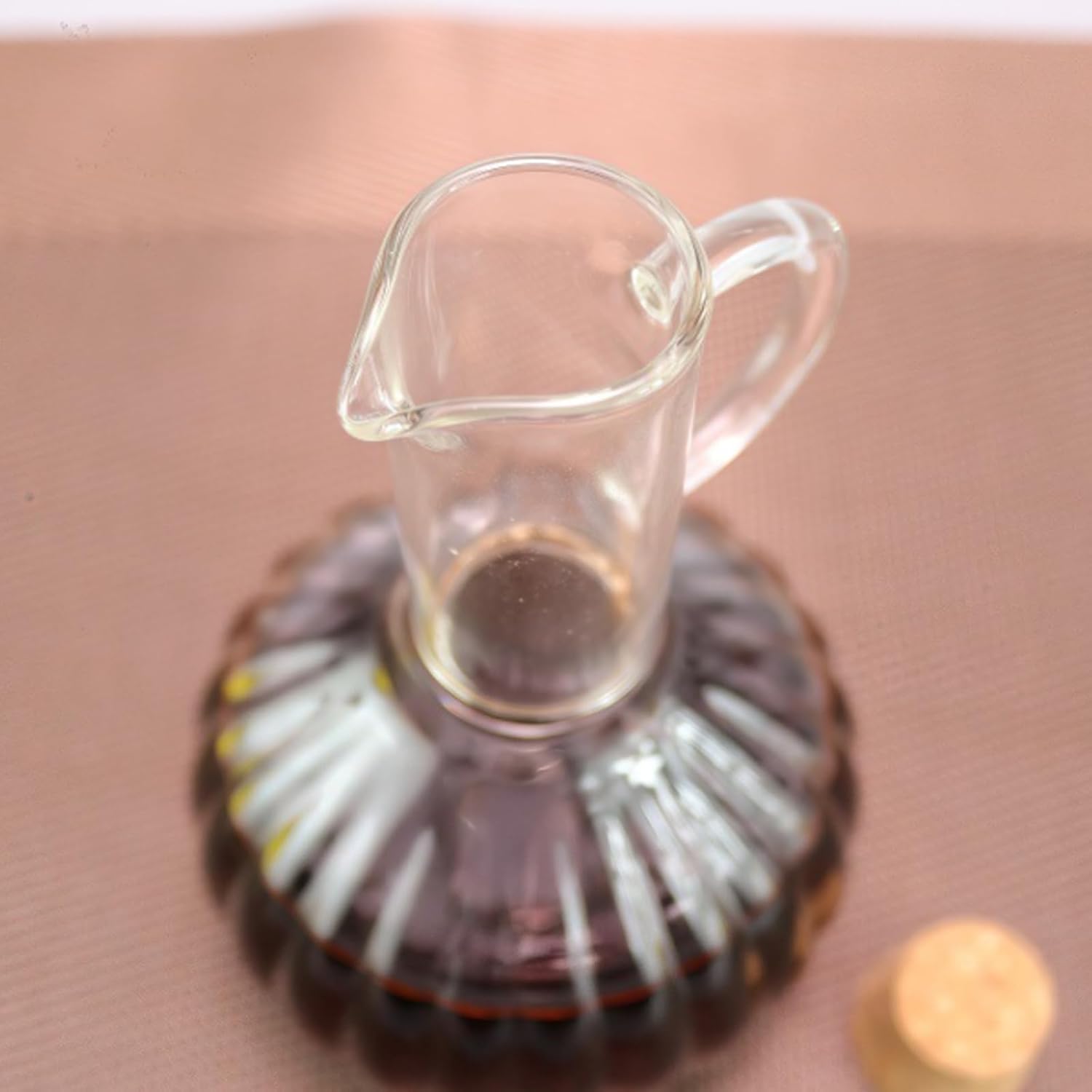 Efficient Base Glass Dispenser for Controlled Kitchen Organization Leak