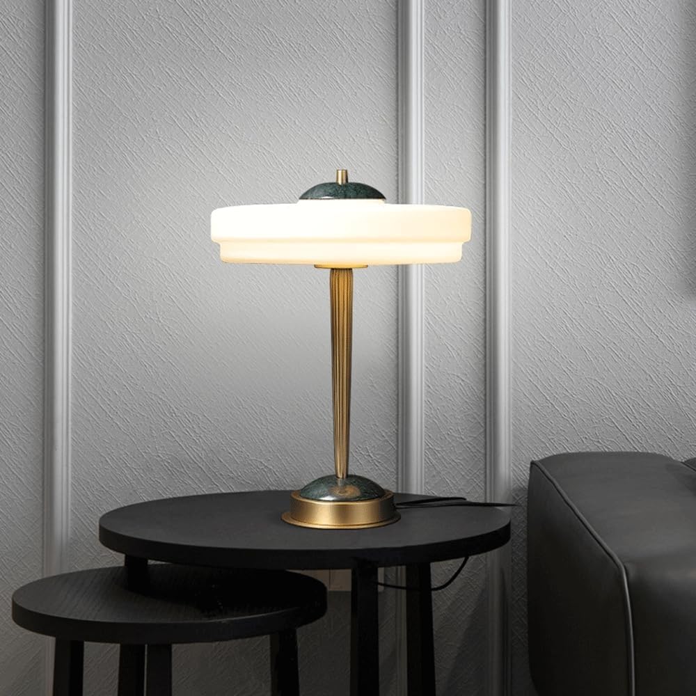 Lampada da tavolo in marmo bianco italiano di lusso - Elegante lampada da tavolo per soggiorno