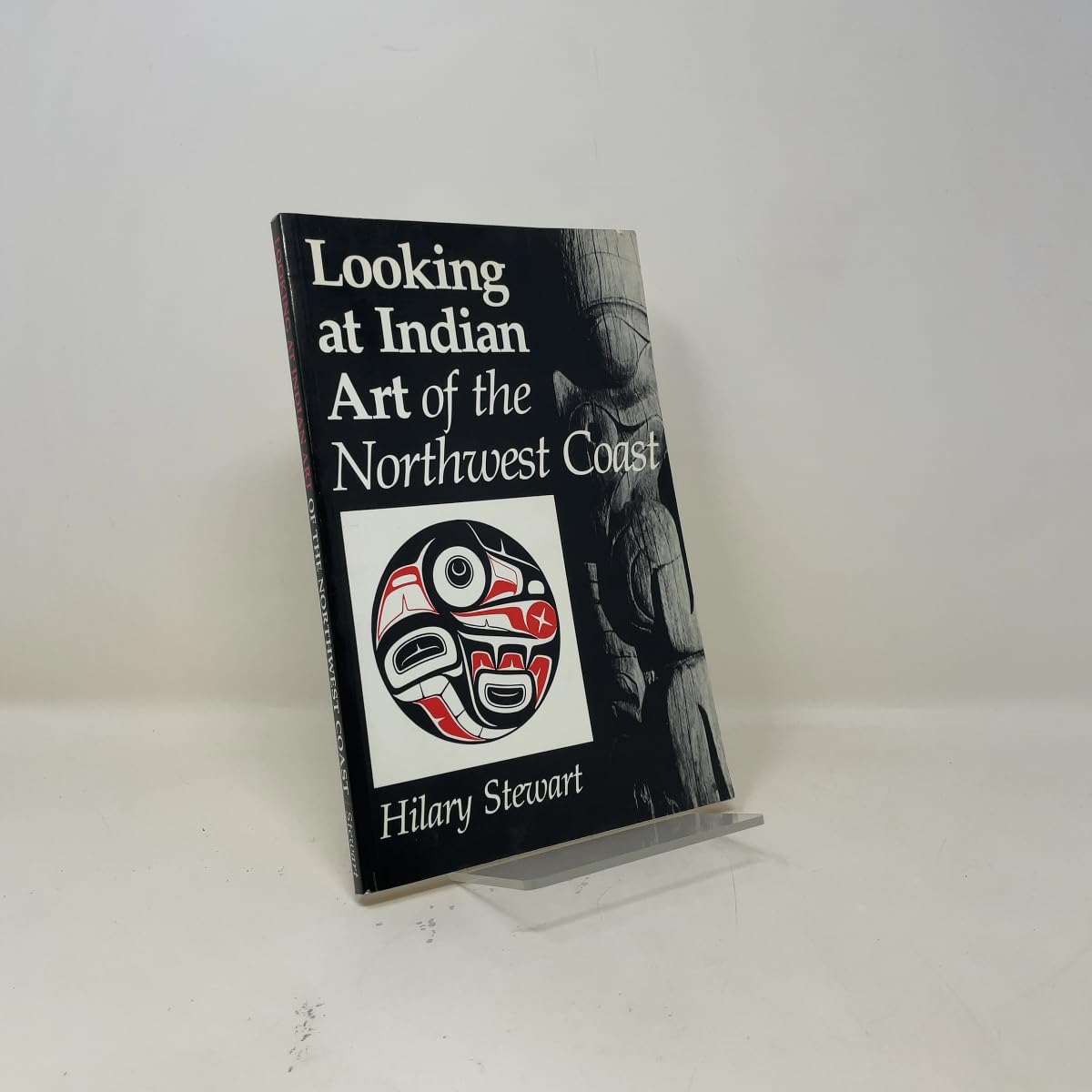 Buy Looking at Indian Art of the Northwest Coast — BookShops.in