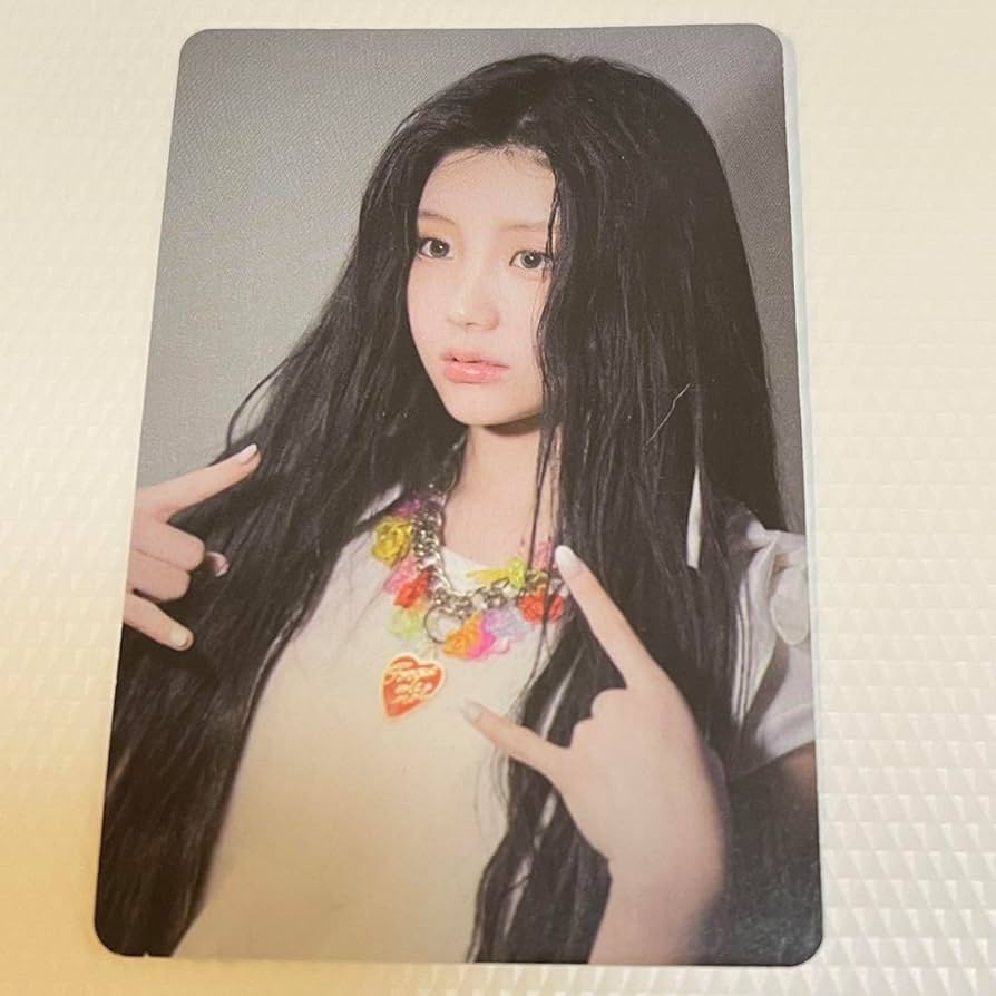 Amazon.co.jp: ILLIT アイリット Magnetic ウォンヒ⑥ : おもちゃ