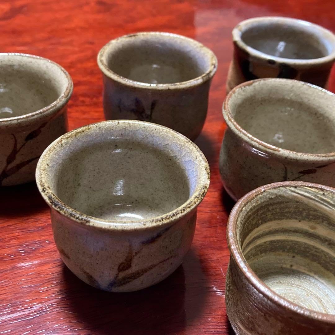 古唐津　酒器　ぐい呑　箱付　F069 古唐津 酒器 ぐい呑 箱付 F069 古唐津 酒器 ぐい呑 箱付 F069