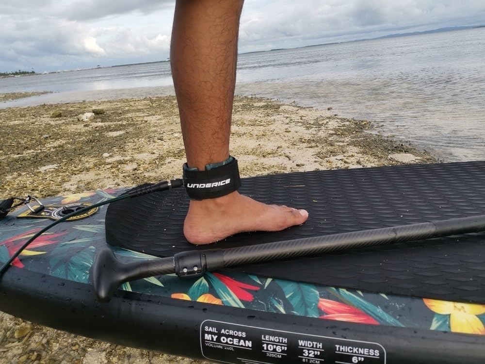 LZM-DIEWLEI Surfboard Leash TPU Bodyboard Leash Premium Surfboard Legrope Coiled Footstrap Retractable Board Security Leashes for Shortboard, Longboard, Paddleboard(Black white7mm-10ft)