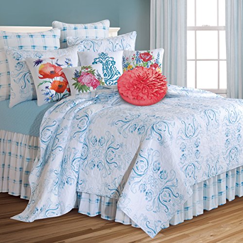 C&F Home Veranda Quilt, White/Blue, Full/Queen Full/Queen White/Blue