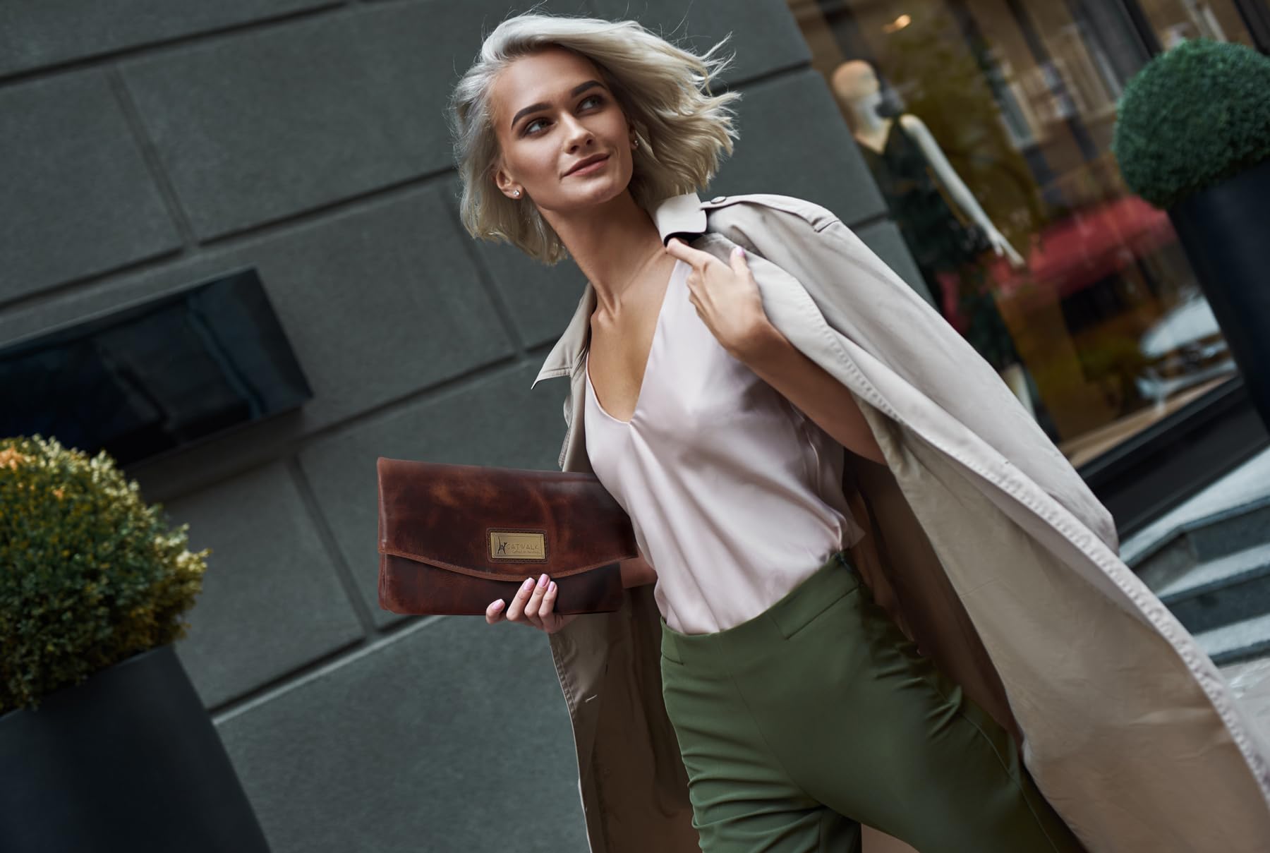 Catwalk Collection Handbags - Damska Skórzana Torebka Crossbody - Mała Torba Kopertówka Wieczorowa - Regulowany Odpinany Pasek - Hannah