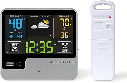 AcuRite 01129M Reloj despertador con cargador USB, temperatura exterior y pronósticos meteorológicos