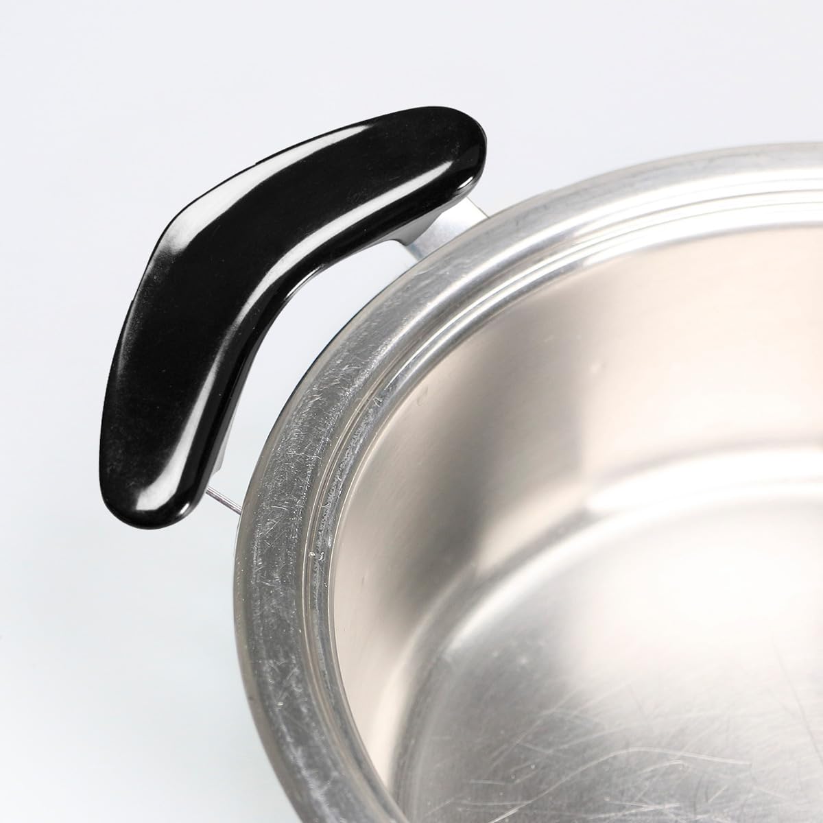Manici Pentola Compatibili AMC al 100% Filettatura in Ottone e Bachelite Anti Scottatura. Set 2 Maniglie Serie 27. Incluse 4 Viti in Acciaio Inox