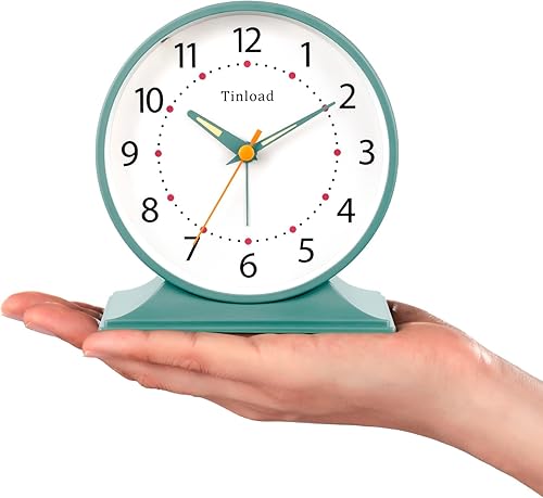 Miniatura 3 de Reloj despertador analógico retro antiguo de 4.5 pulgadas, pequeño reloj silencioso de mesita de noche con luz manual, funciona con pilas,