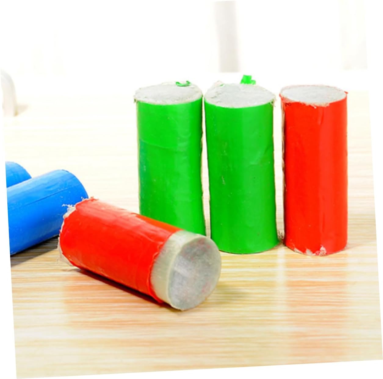 12pcs Stainless Steel Rust Remover Stick for Kitchen Cleaning Metal Polisher and Random Colors for Sinks Tiles and Kitchenware