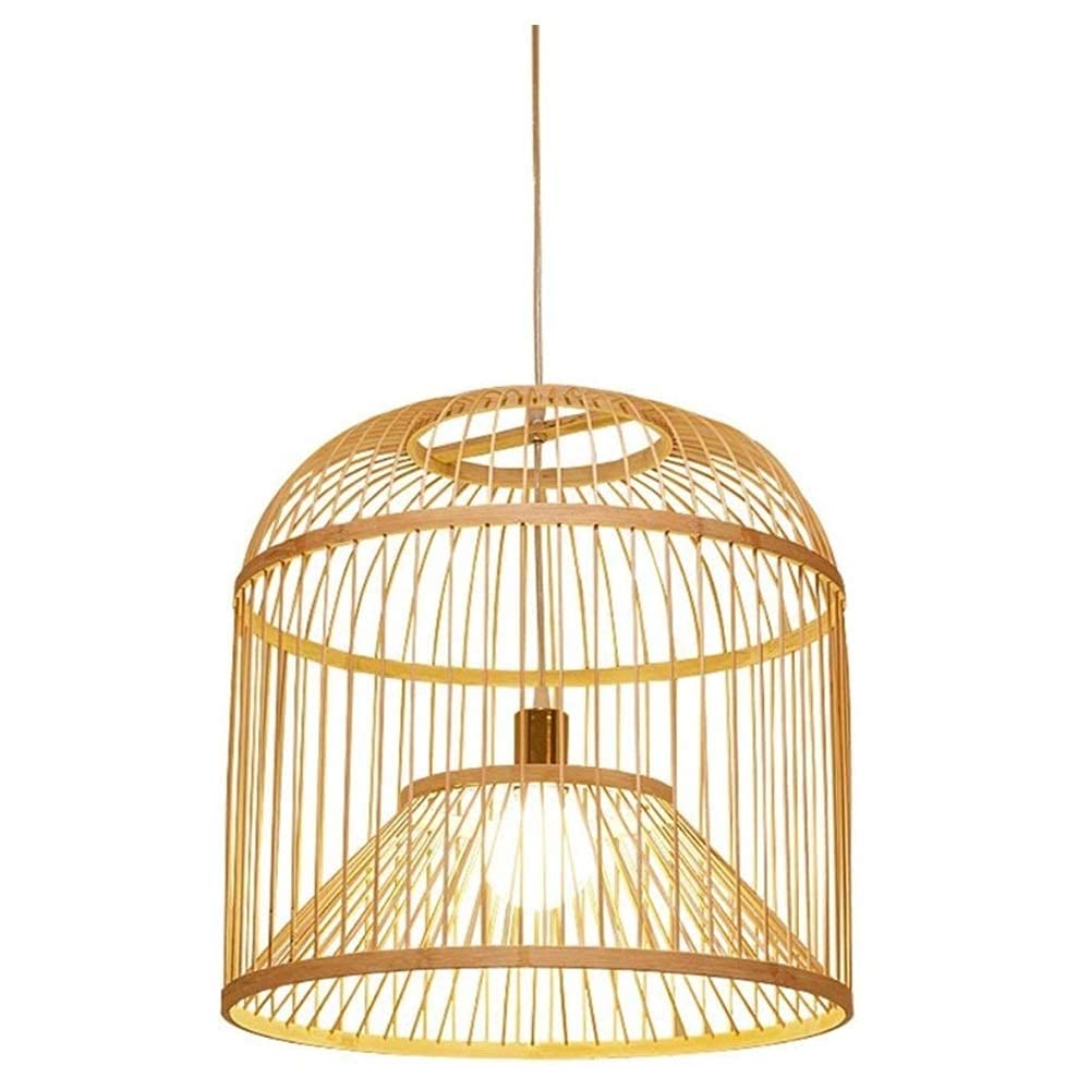 Birdcage chandelier de bambú para iluminar techos oscuros con calidez de ratán