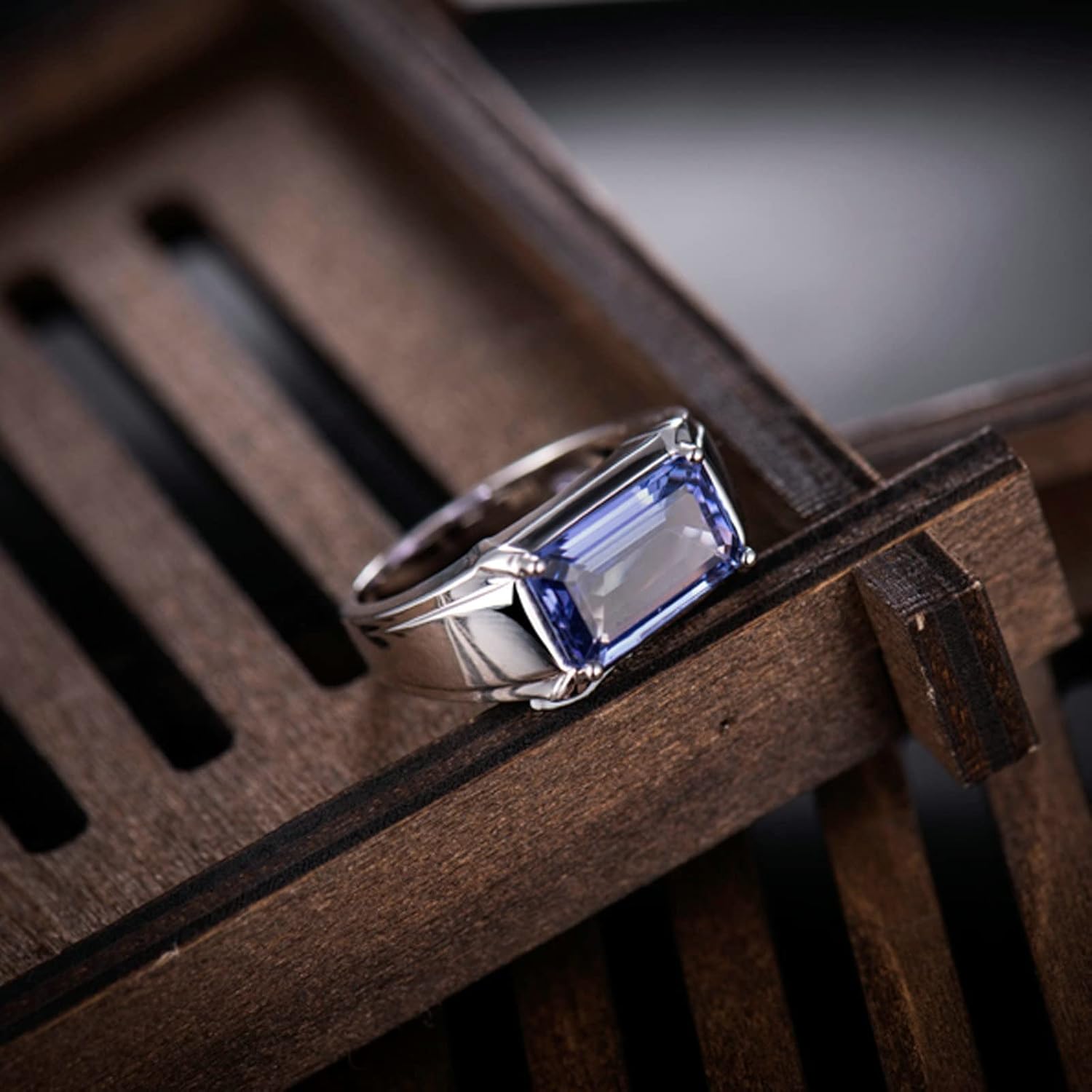 18K White Gold Rings 4ct Rectangular Shape Tanzanite Wedding Bands for Girls