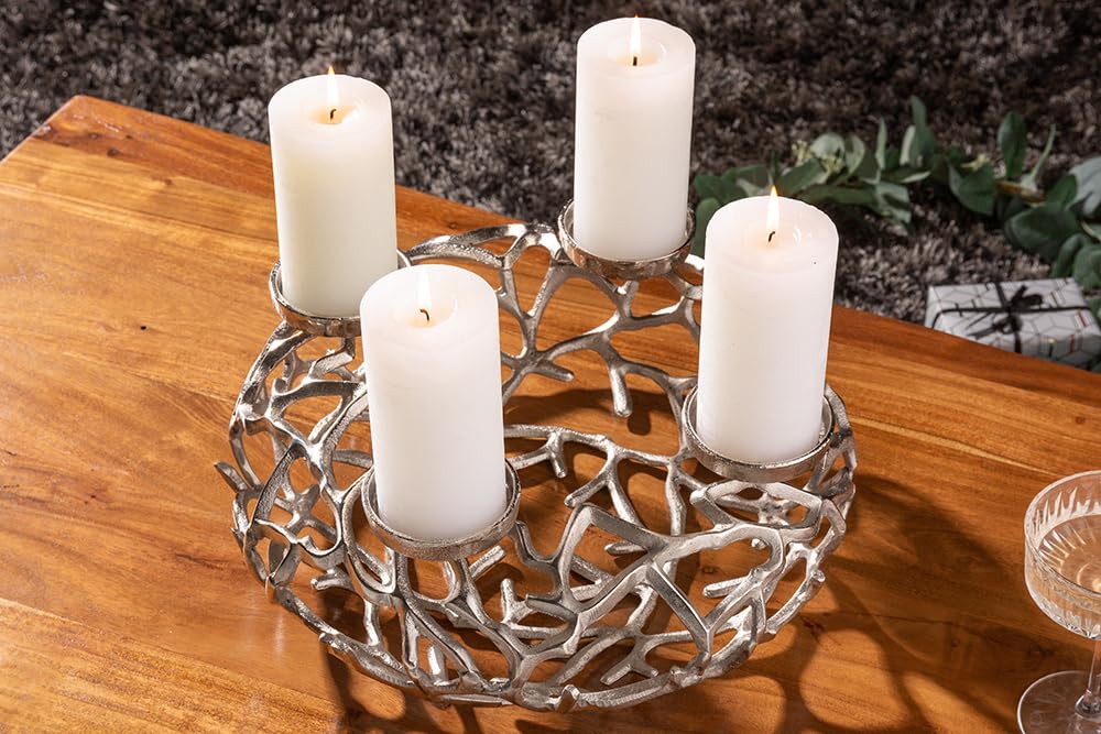 Kerzenhalter Abstract 38cm - Silber - Aluminium AST-Design | Montiert geliefert, Platz für 4 Stumpenkerzen, Kerzen-Kranz, pflegeleichte Oberfläche, gemütliches Kerzenlicht