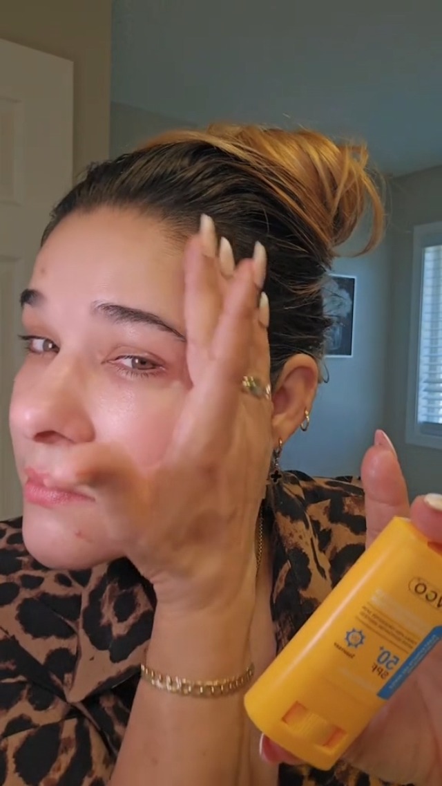 Amazon.com: VGO Clear Sunscreen Stick Spf 50+ Provides Broad