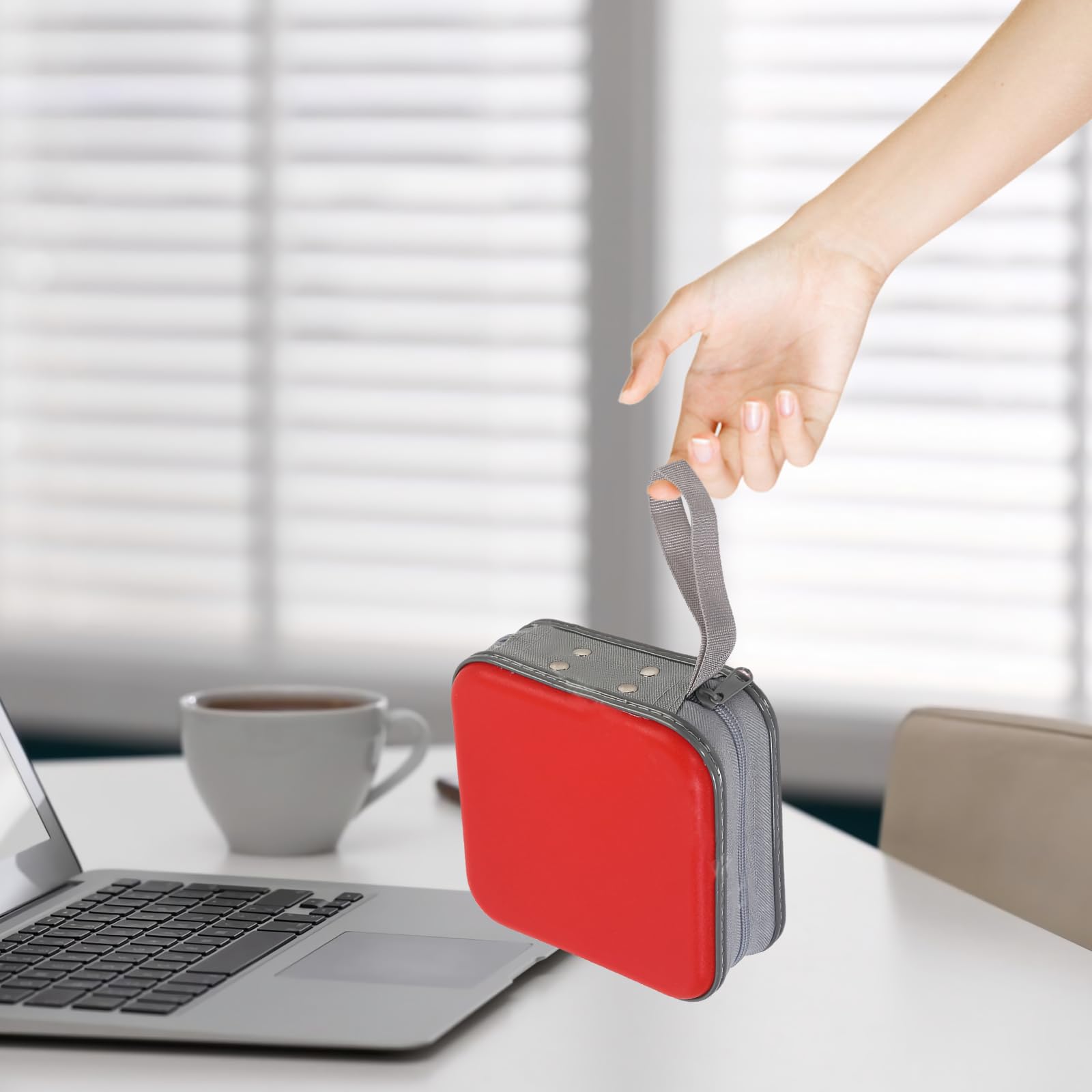 Étui de rangement en plastique pour 48 CD/DVD, rouge