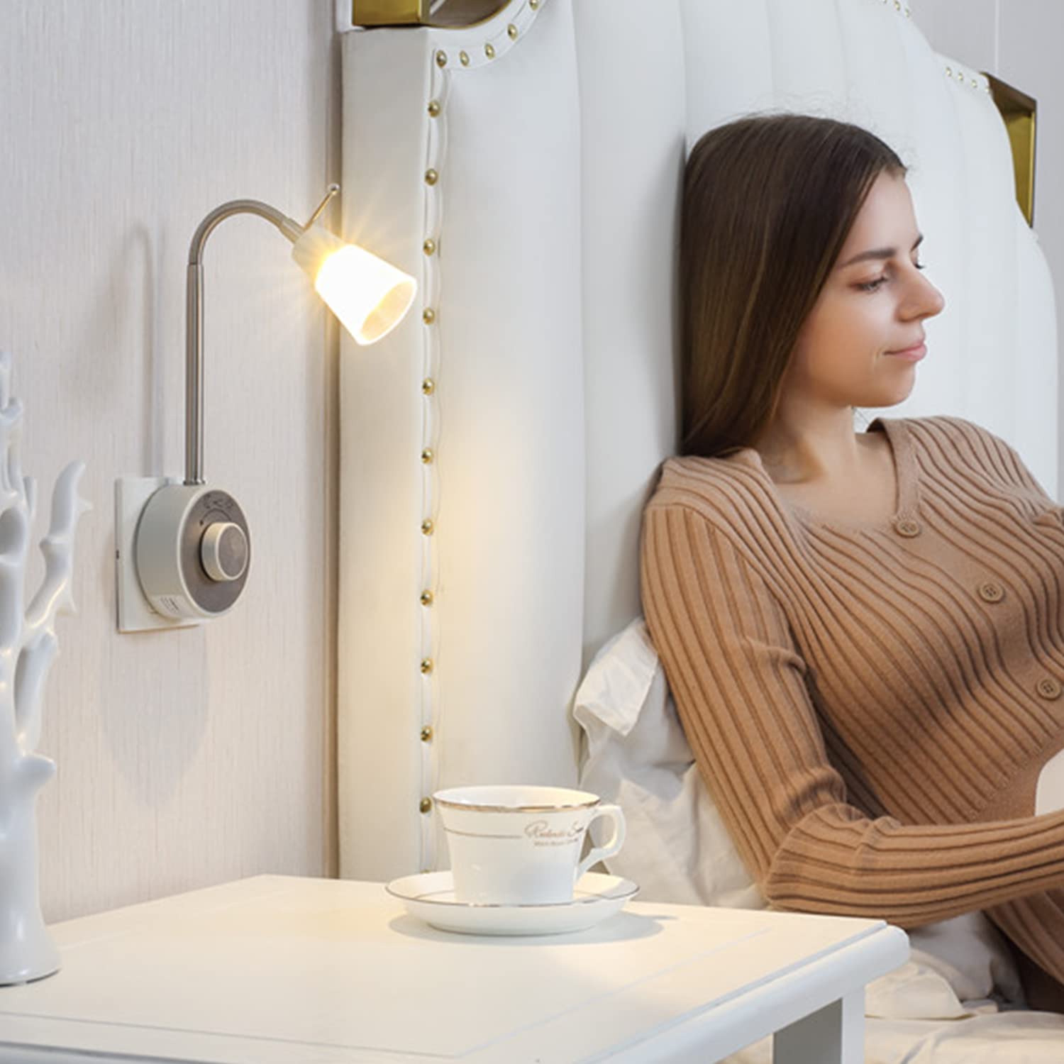 Dimmbare LED Steckdosenlampe, Leselicht, Leselampe nickel gebürstet, 2W, Steckerleuchte mit Schwanenhals flexibel warmweiß 2700K