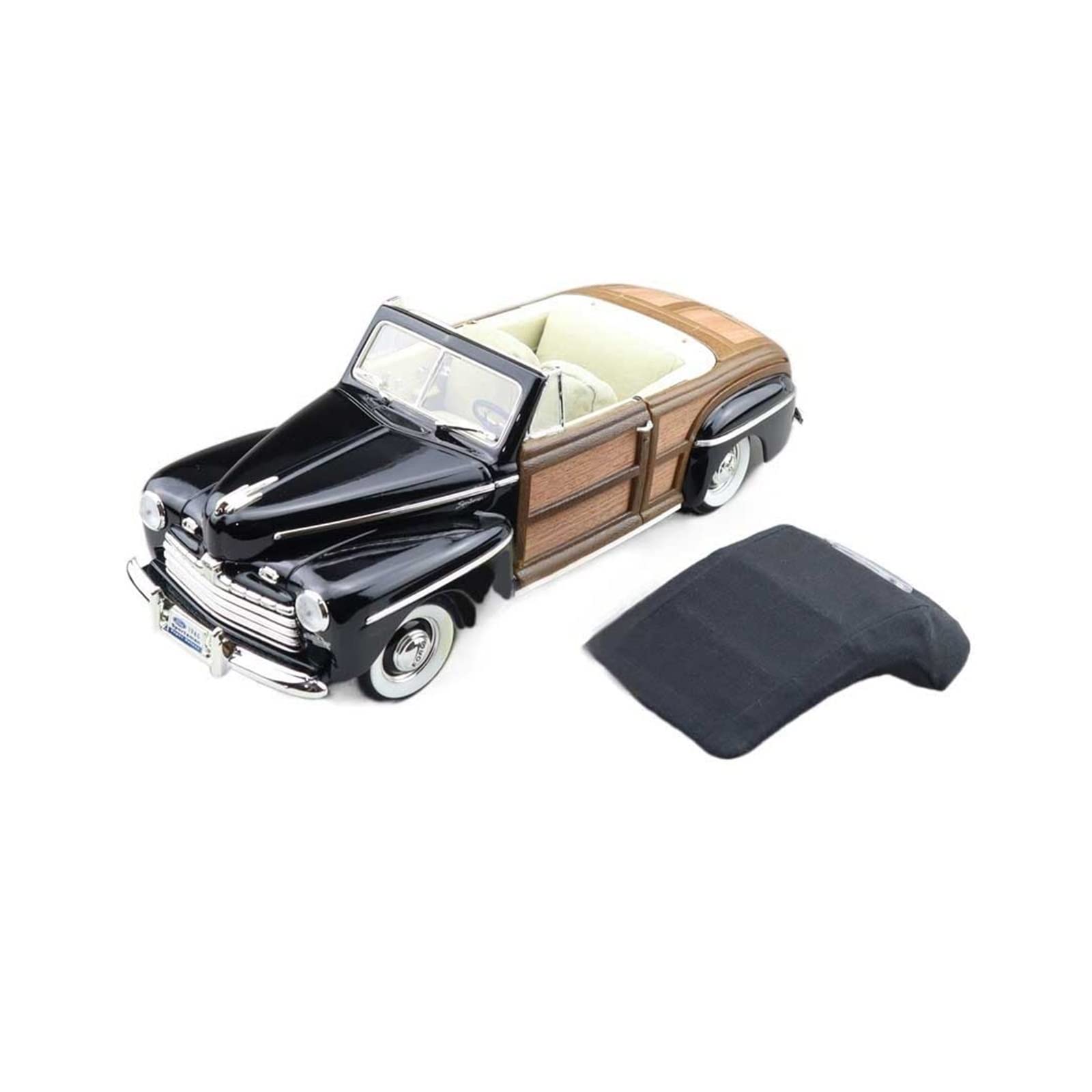 1/18 1946 Ford Sportsman ミニカー Road Signature 1946 Ford Super Deluxe Sportsman 1:18 Scale