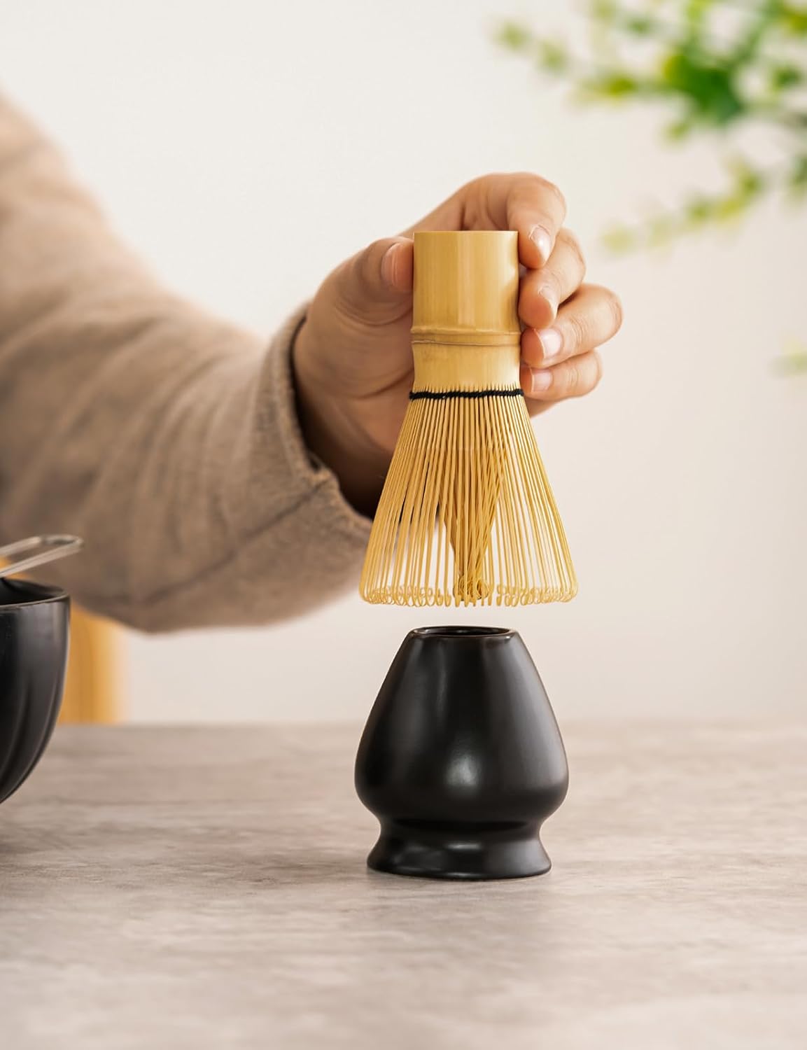 TANG PIN Premium Matcha Set - Traditional Japanese Matcha Making Kit with Spout Bowl (Chawan), Bamboo Whisk (Chasen) & Holder Stand - Complete Matcha Maker Starter Tools for Matcha Tea & Latt (Cat)