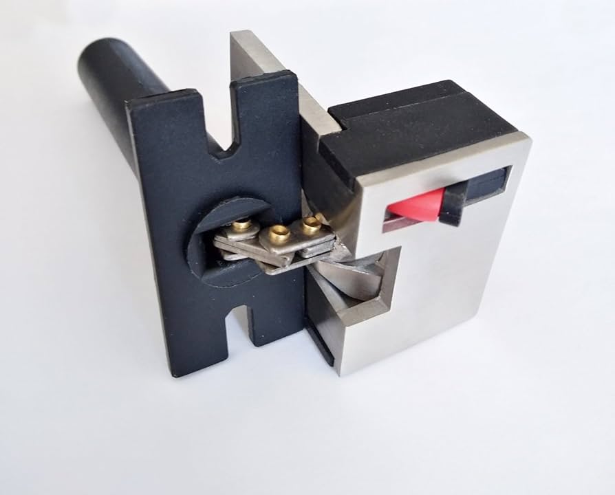 セキュリティ・セーフティ Yuchin TOGU Thicken Security Concealed Door Chain Guard Heavy Duty