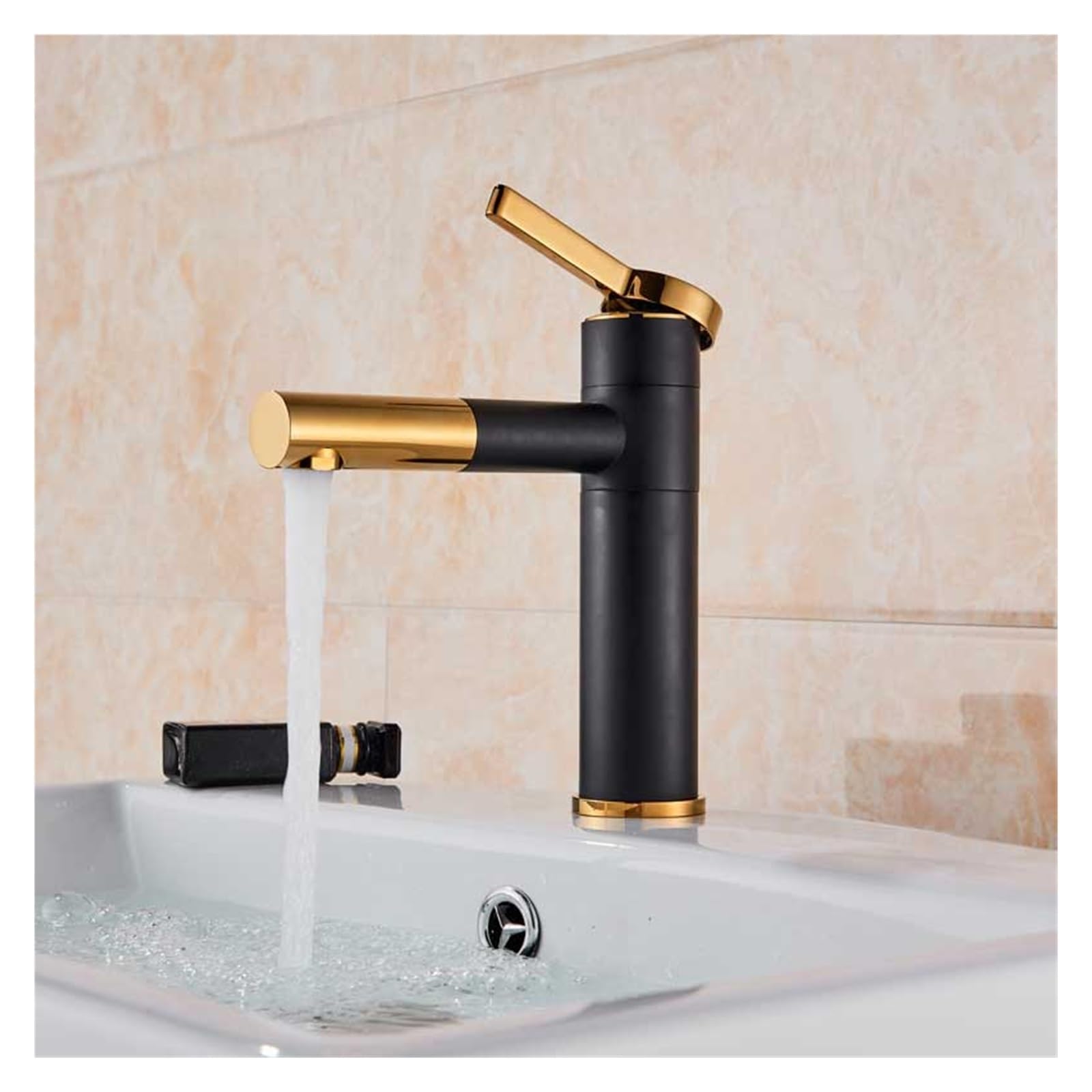 Robinet de lavabo noir chromé pour transformer votre salle de bains en un spa privé