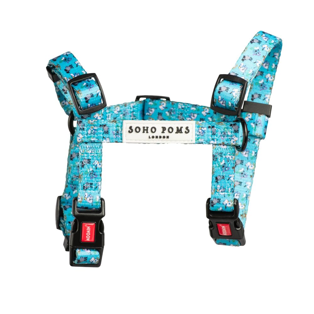 Soho Poms Moomins Medium Dog H Harness | Blue Holiday | Adjustable Dog Walking Harness with Locking Clip & Strong Hardware, Secure Comfortable Fit for Medium Dogs & Puppies for Everyday Walks