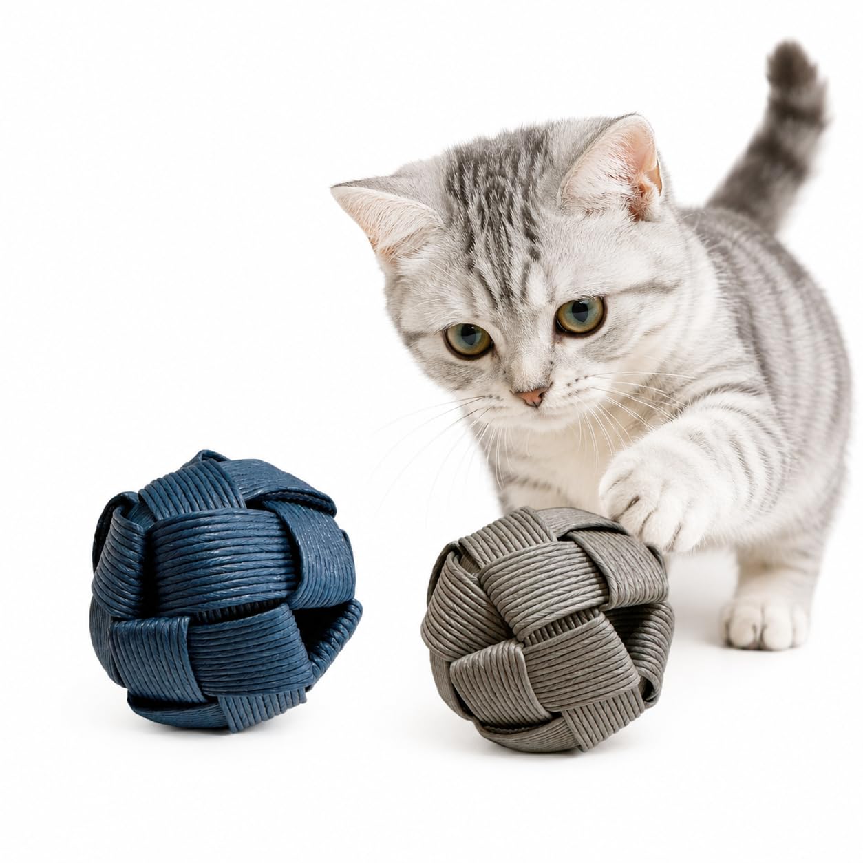 Amazon | CUROVIREO 猫 おもちゃ 鈴入り ボール 2個セット クラフト