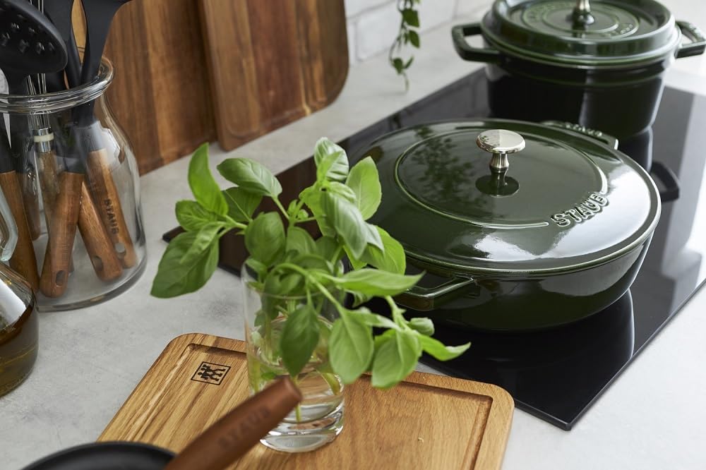 Staub 40511 – 479 – 0 – Casseruola con, in ghisa, basilico, 24 cm chistera
