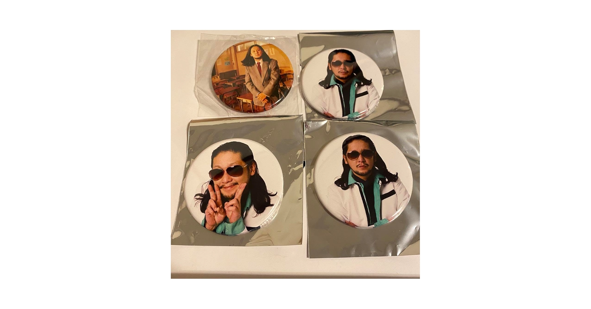 Amazon.co.jp: 氣志團 白鳥松竹梅 缶バッジセット : Toys & Games