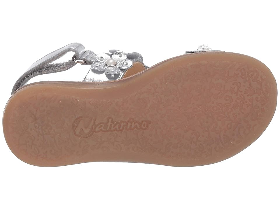 

Naturino Sparkling SS19 (Little Kid/Big Kid) (Silver) Girl's Shoes