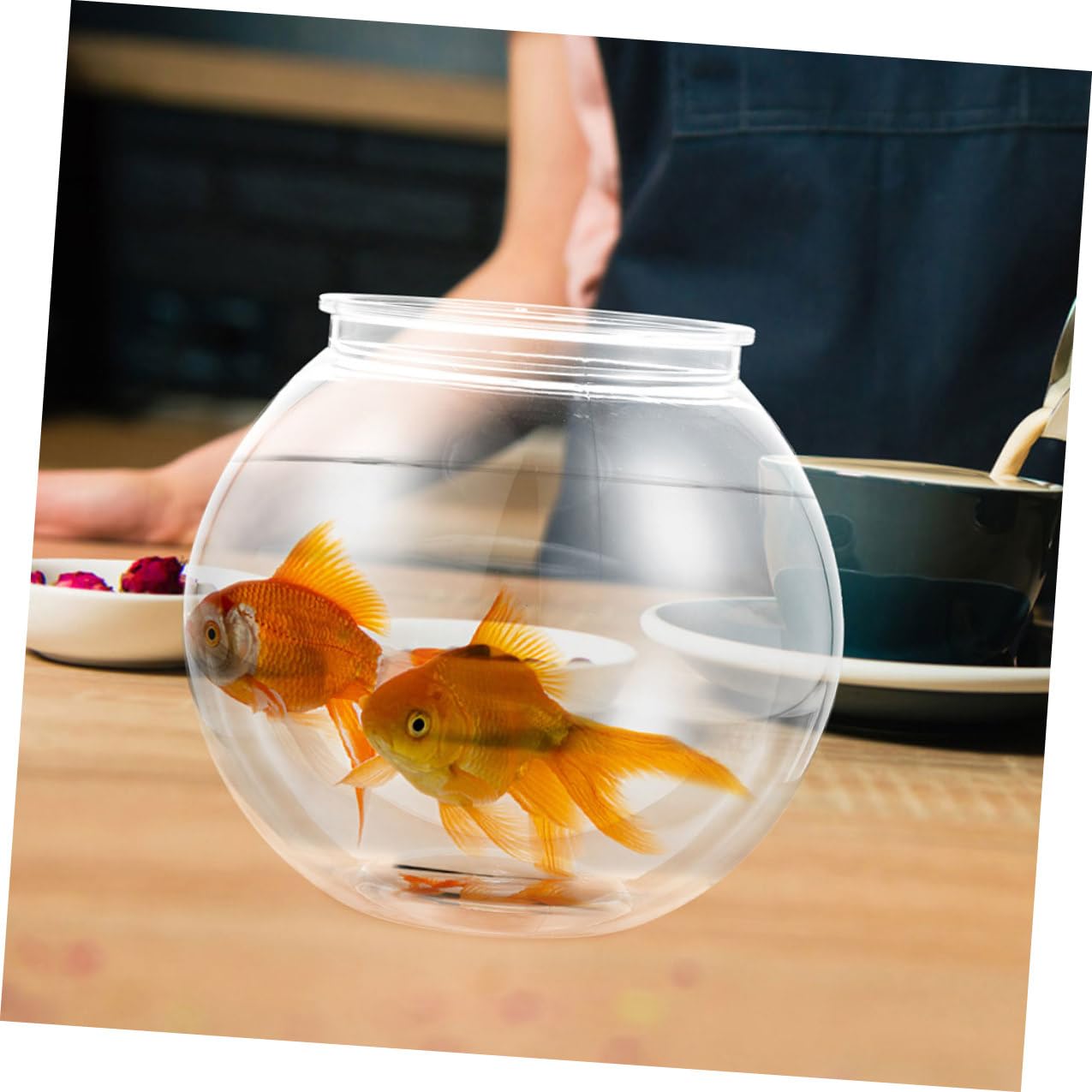 Rundes Fischglas aus Kunststoff, Transparent, Leicht und Modern