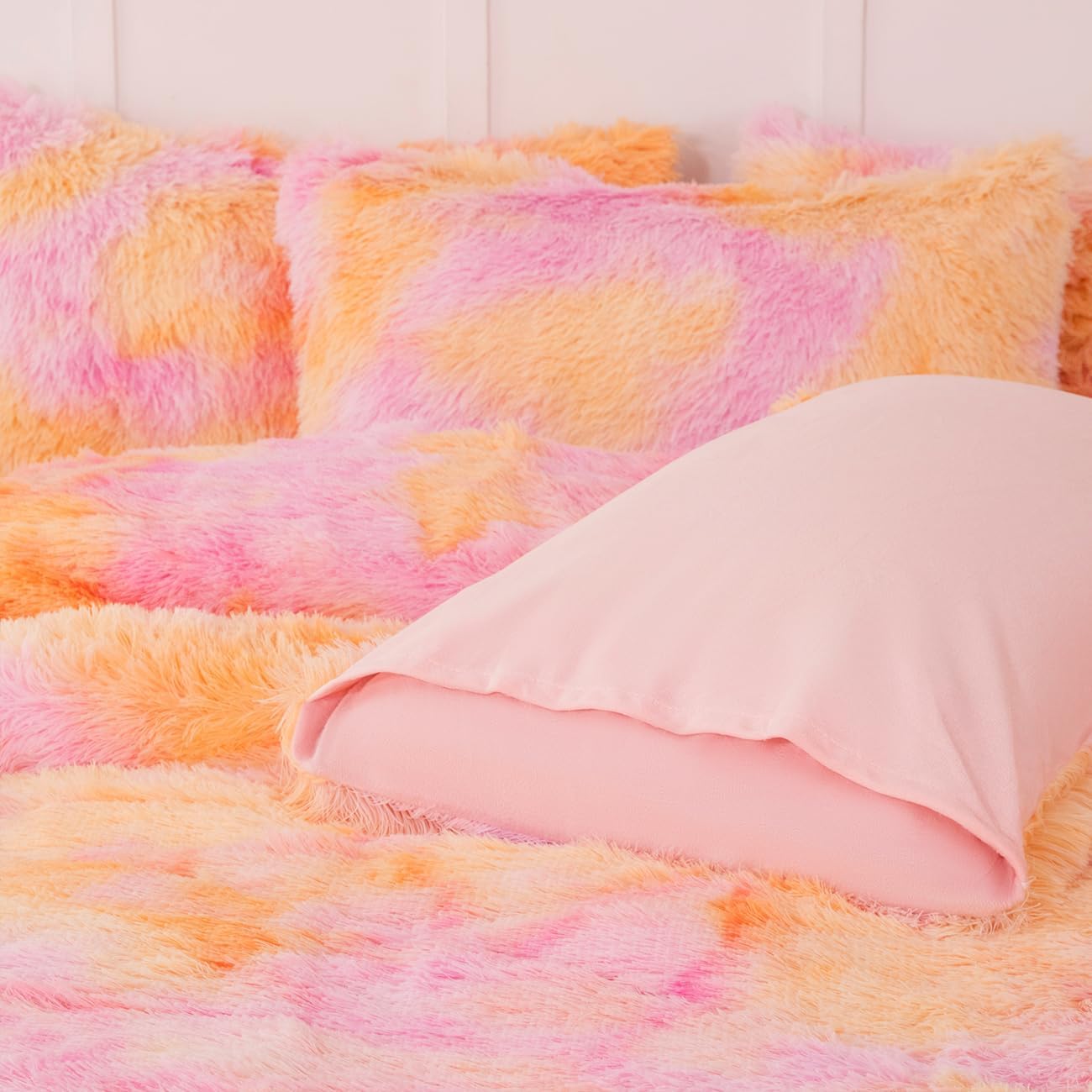PERFEMET Fluffy Bedding Set Twin Size 3 Pieces Orange Pink Faux Fur Shaggy Comforter for Girls Teen Ultra Soft Cozy Velvet Fuzzy Furry Bed Set(Orange Pink, Twin)