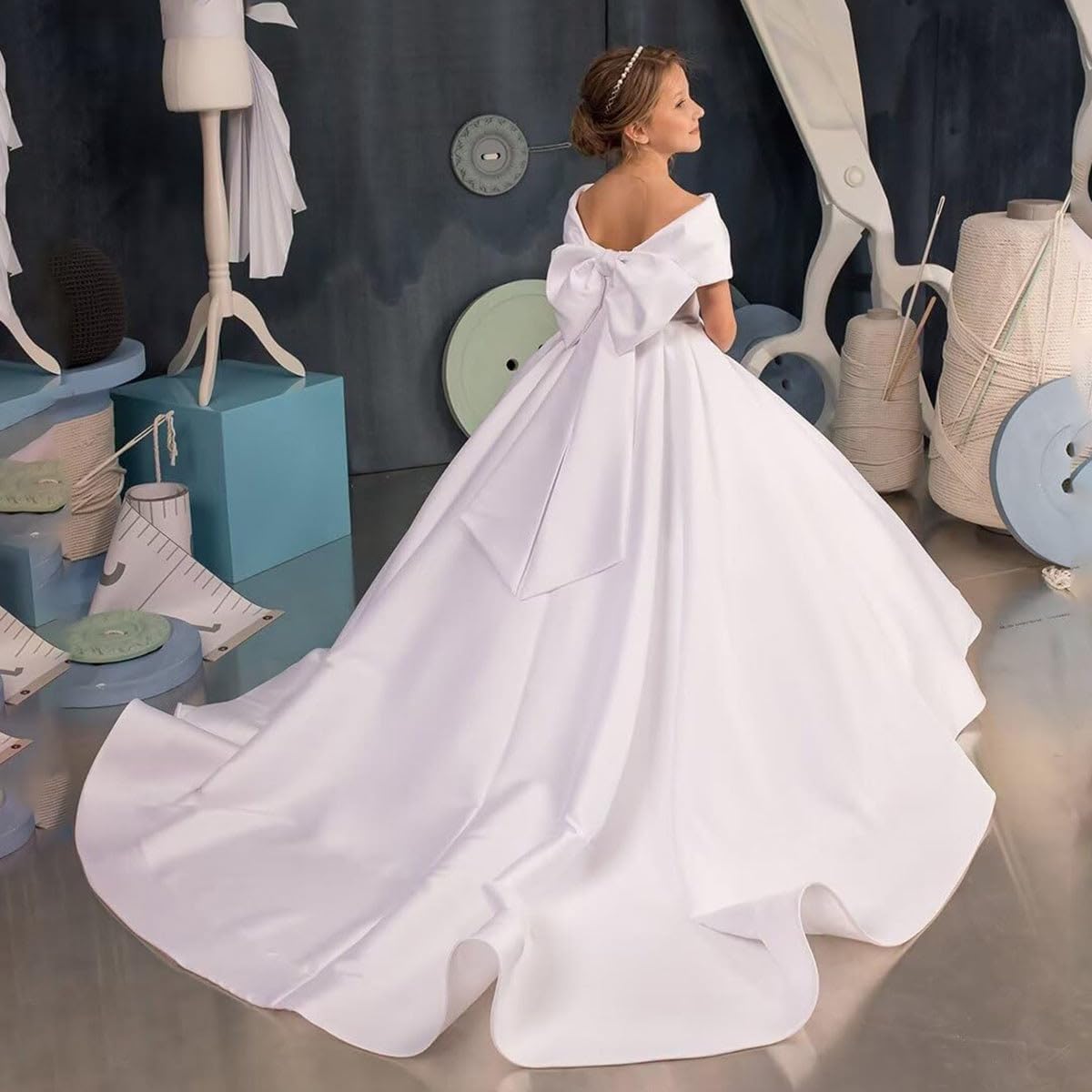 White Off Shoulder Satin Flower Girl Dresses for Weddings First Communion Dress Pageant Gown KT280