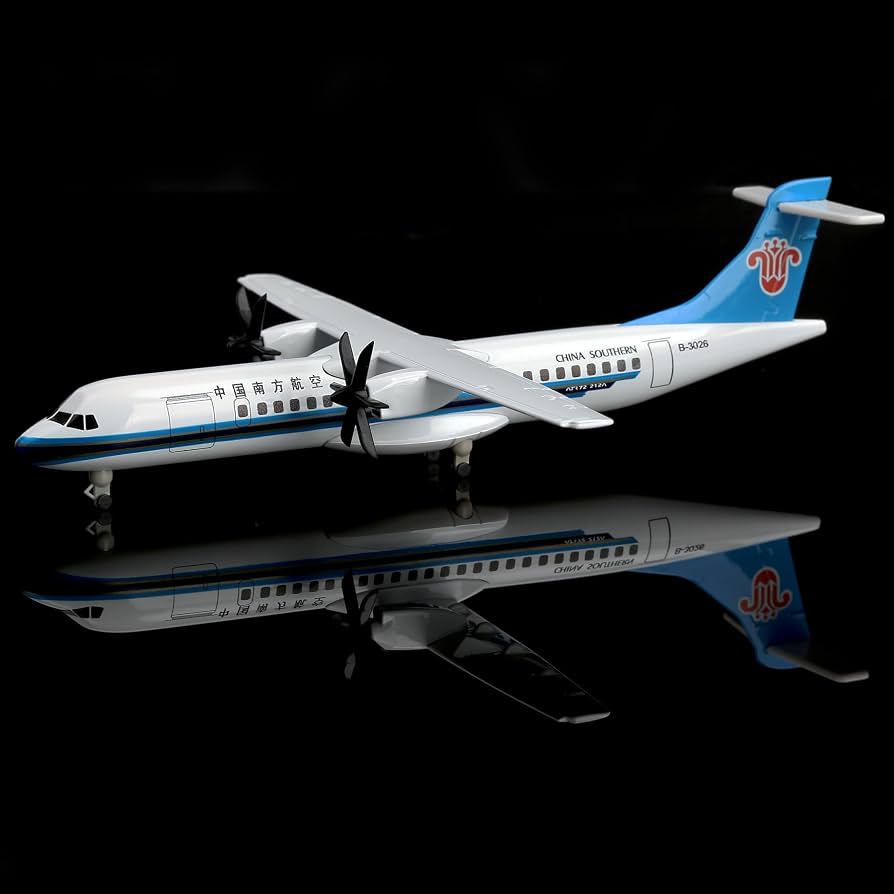 Amazon.co.jp: SimplyAir 1/300 中国南方航空 ATRモデル コレクション