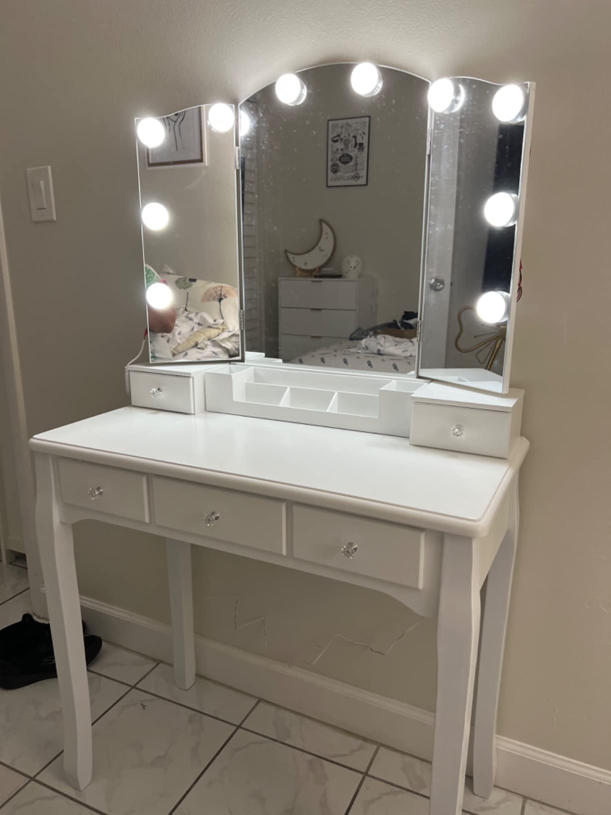 39/mo Finance BEWISHOME Vanity Set with Lighted Mirror, Makeup