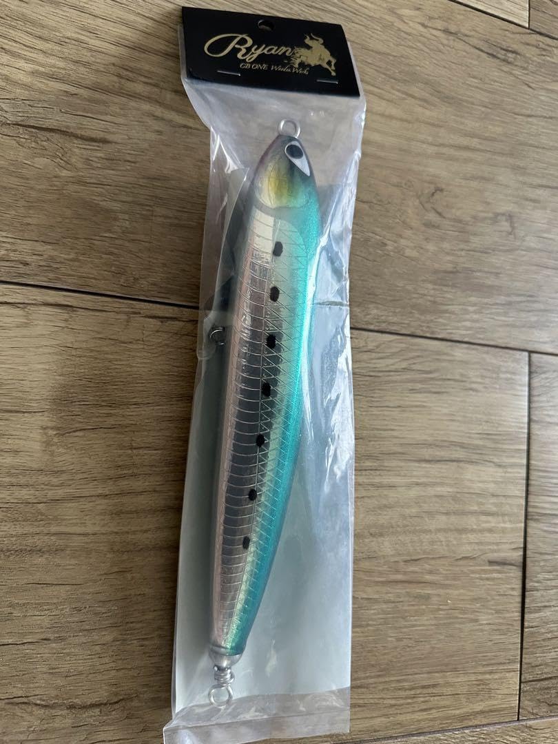 CB ONE RYAN 200 カタクチイワシ　新品未使用　未開封 Amazon.co.jp: CB ONE RYAN 200 カタクチイワシ : おもちゃ