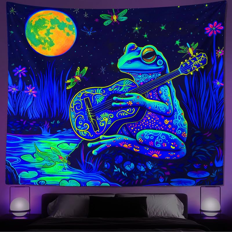 Amazon.com: Wergund Frog Blacklight Tapestry, UV Reactive Frog