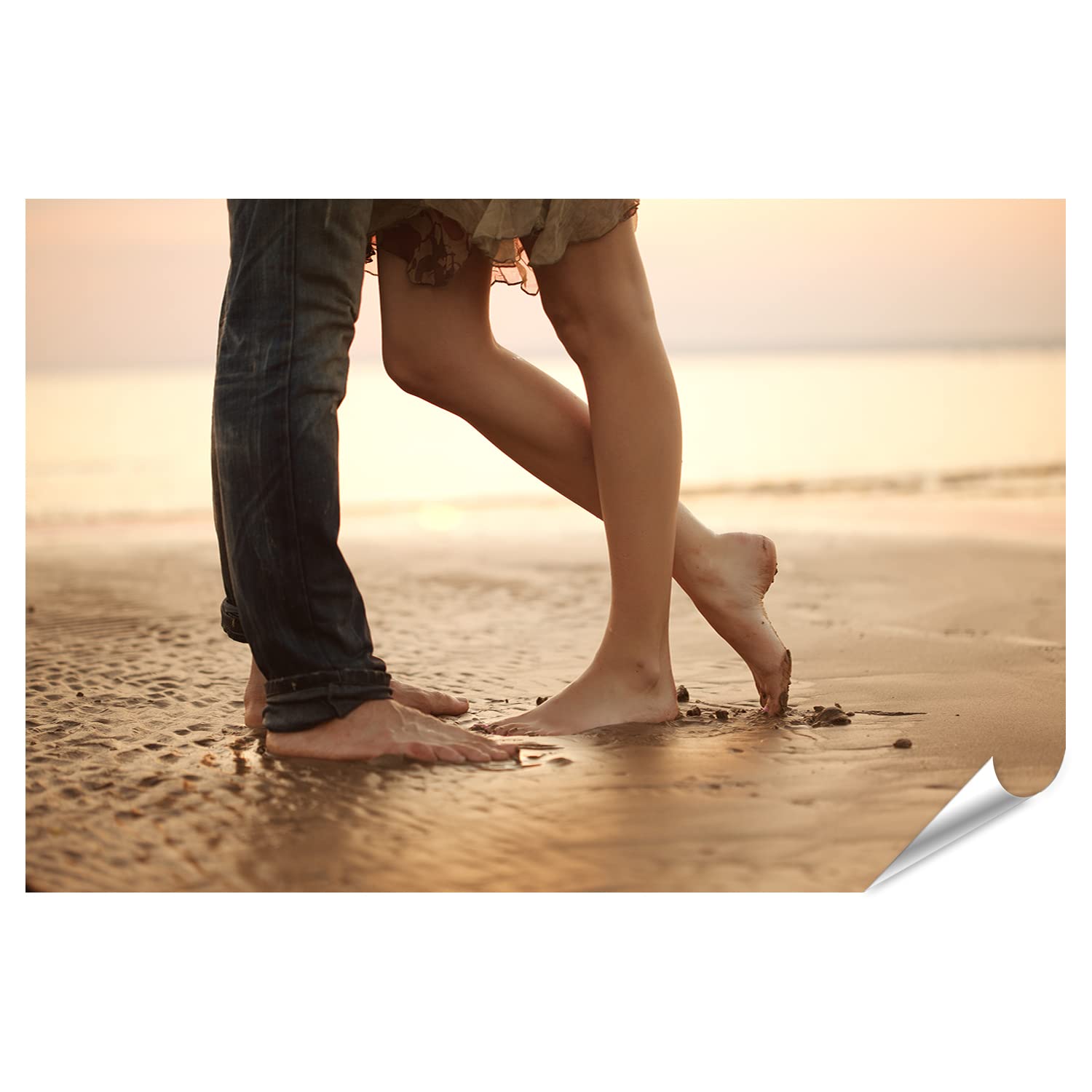 islandburner - Poster XXL con Stampa di una giovane coppia amorevole che abbraccia e bacia sulla spiaggia, M immagini di alta qualità