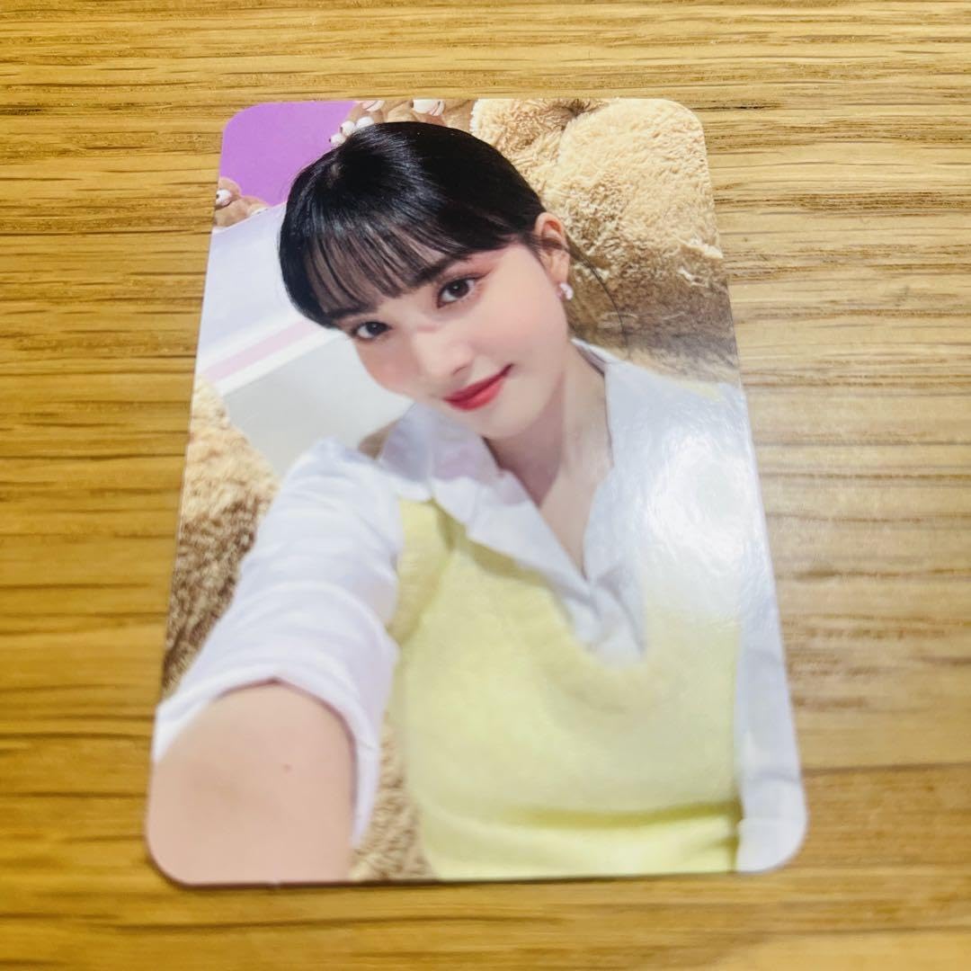 Amazon.co.jp: STAYC ユン トレカ teddy bear 初回限定盤 : おもちゃ