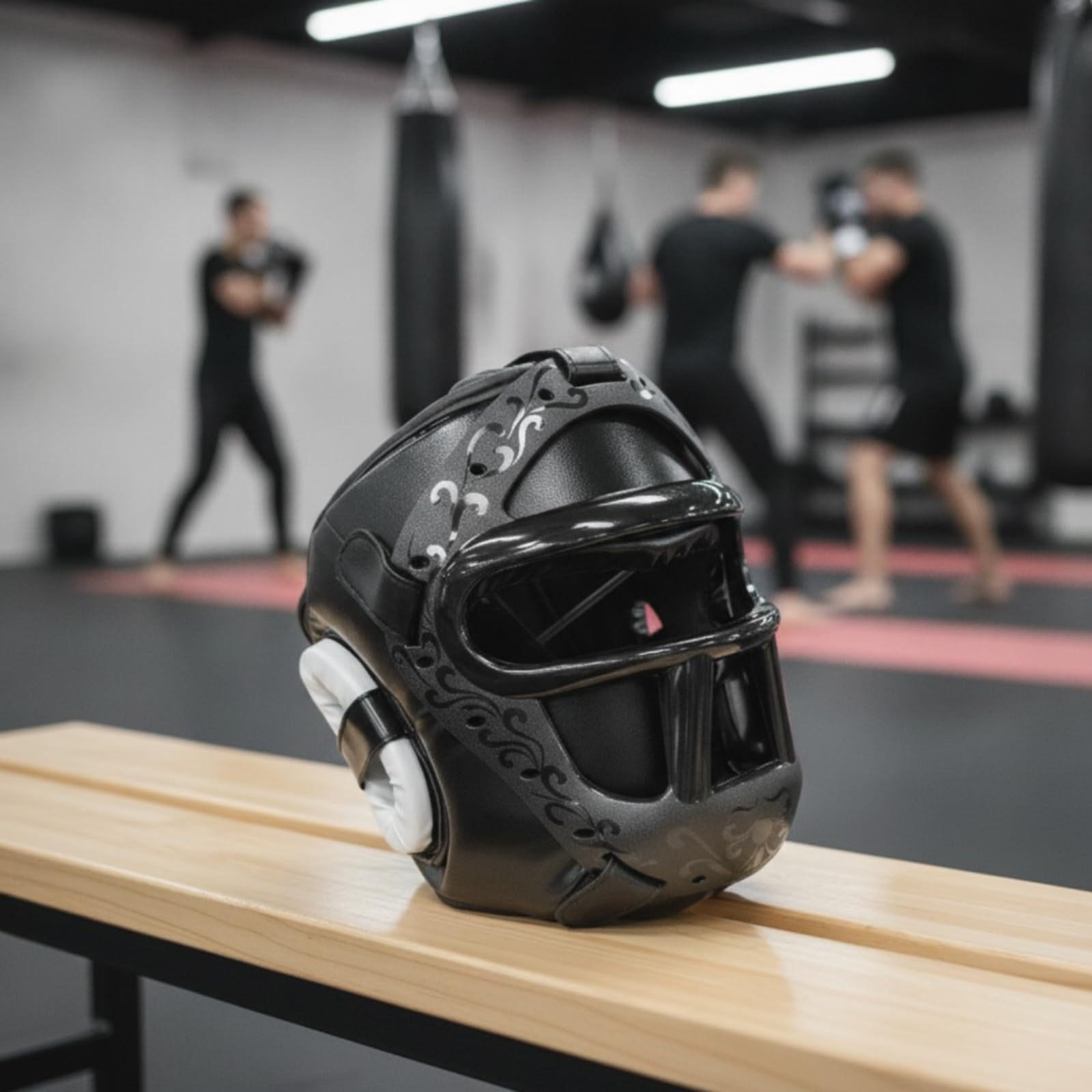 Casco da Arti Marziali Casco con Visiera a Maglia Protezione Integrale Assorbimento Colpi Interno Ammortizzante Cinghia Regolabile Finitura Adatto per