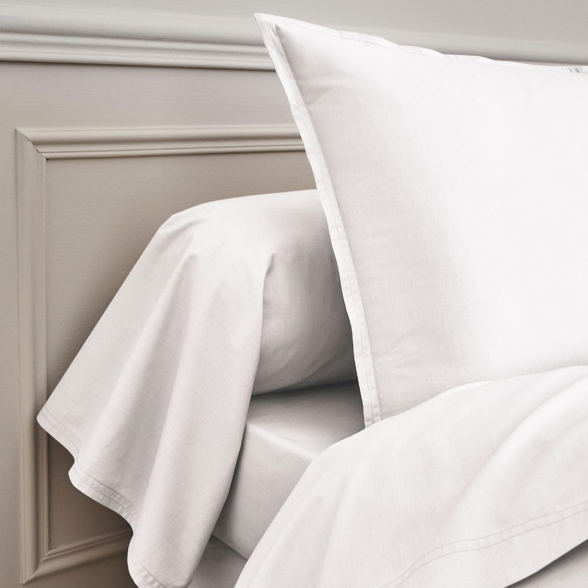 Essix Home Collection - Bajera Ajustable, Color Blanco