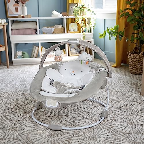 Ingenuity, Hamaca bebé InLighten con Arco de Juego, vibraciones, almohada para la hora del vientre y sonidos, 0-6 meses (Twinkle Tails Bunny) - imagen 16