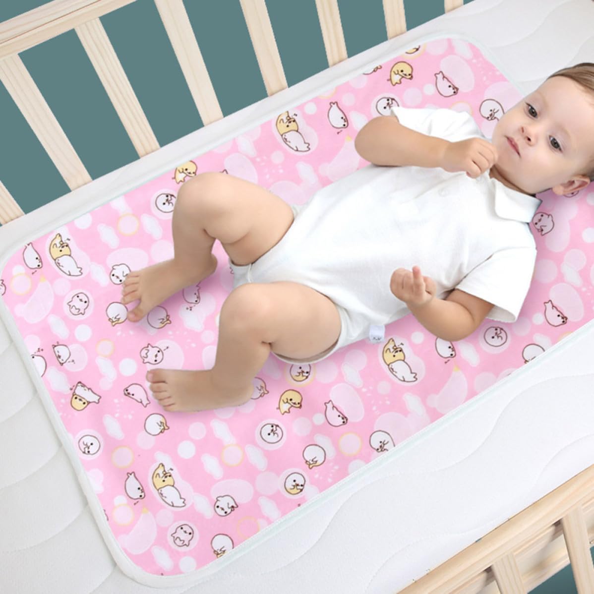 Waterproof Bed Pad 3pcs Set Foldable Lint Material Keeps Sheets Dry for Potty Training and Changing Cover Diaper Pad Washable and Reusable Mattress Protector Random Color