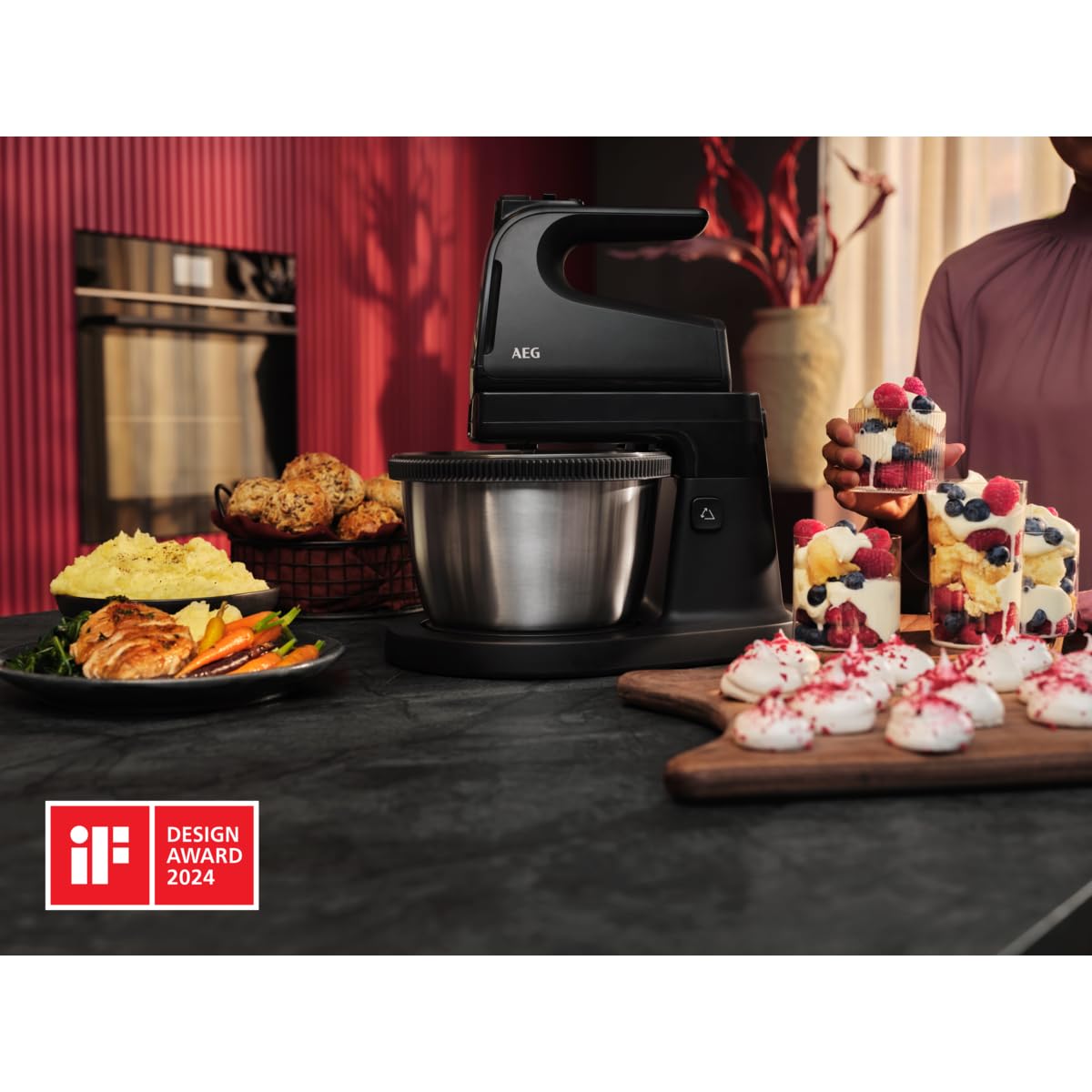 AEG ASM4B 5000 Series Standmixer - 500W Motor,5 Geschwindigkeitsstufen,Turbo-Funktion,2 Rührbesen,2 Knethaken,Spülmaschinenfest,34% recycelter Kunststoff,Zubehörstation,Granite Grey