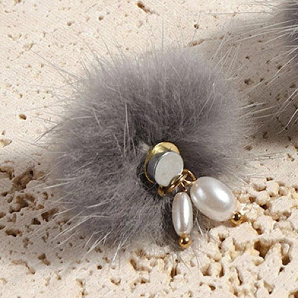 Greabuy 12 Colors Nail Pom Fluffy Plush Ball Detachable Nails Design Art Puff Ball Magnetic 3D Soft Pompon Ball With Pendant