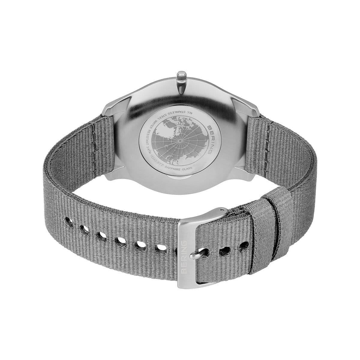 Bering Herren Quarz Uhr | Armbanduhr 43 mm Edelstahlgehäuse und Sunray Zifferblatt | Natoarmband | Saphierglas | 3 ATM | 18342